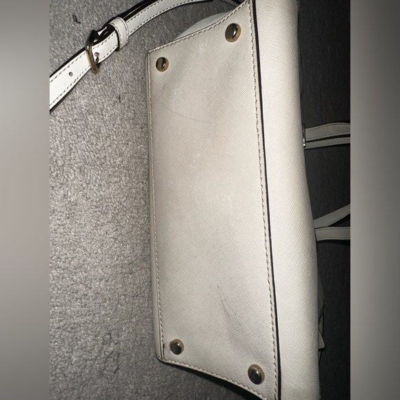 Kate spade leather top-handle with removable crossbody strap. - Picture 3 of 5